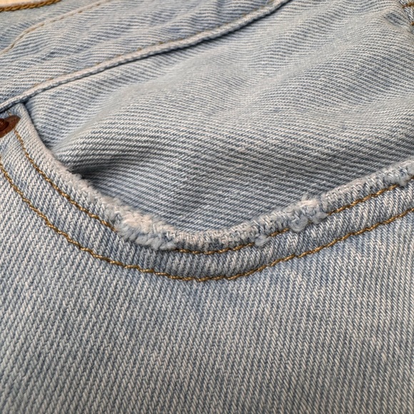 SOLD - Levi's 501 Vintage Classic Light Wash Straight Leg Jeans | W28 - L30 - Picture 9 of 12